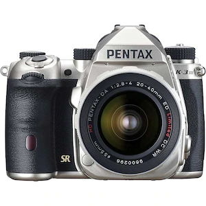 ペンタックス
デジタル一眼レフカメラ「PENTAX K-3 Mark III」レンズキット（シルバー）
PENTAX
K-3MARKIII20-40LKSL
